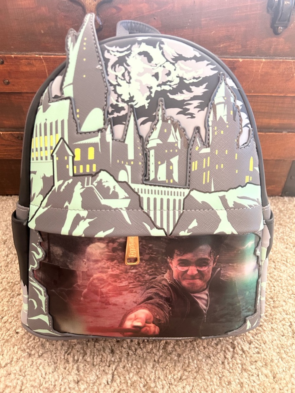 Loungefly Harry Potter Glo in the Dark Battle of Hogwarts Lenticular Mini BP NWT